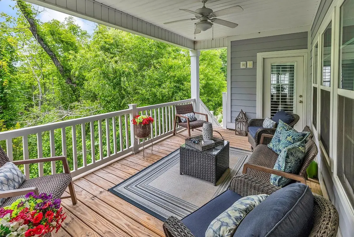 258 Rivers Edge Drive — photo 37 of 64